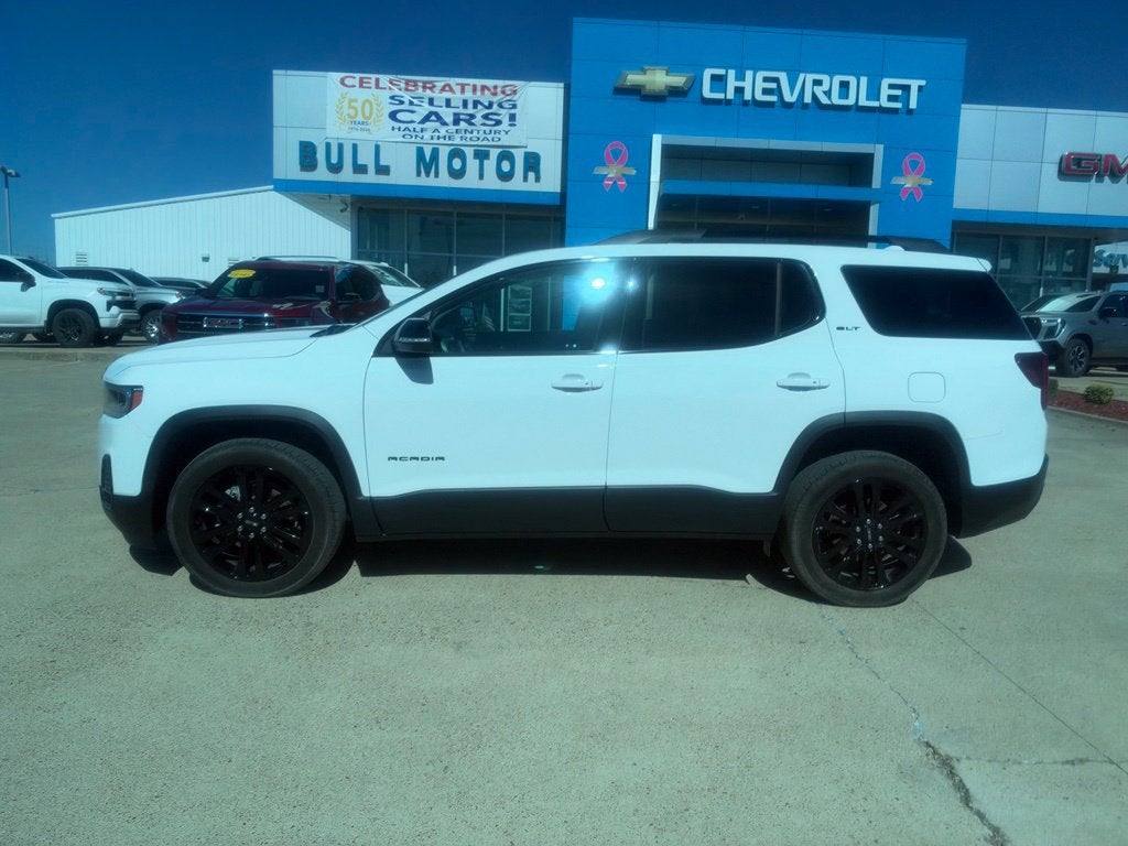 2023 GMC Acadia SLT