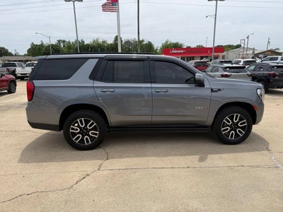 2022 GMC Yukon AT4