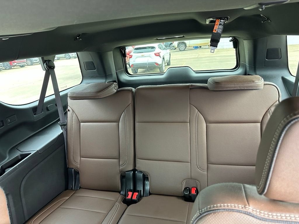 2025 Chevrolet Suburban High Country