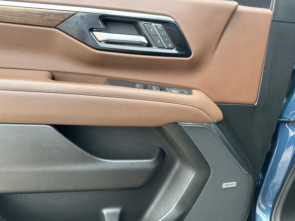 2025 Chevrolet Suburban High Country
