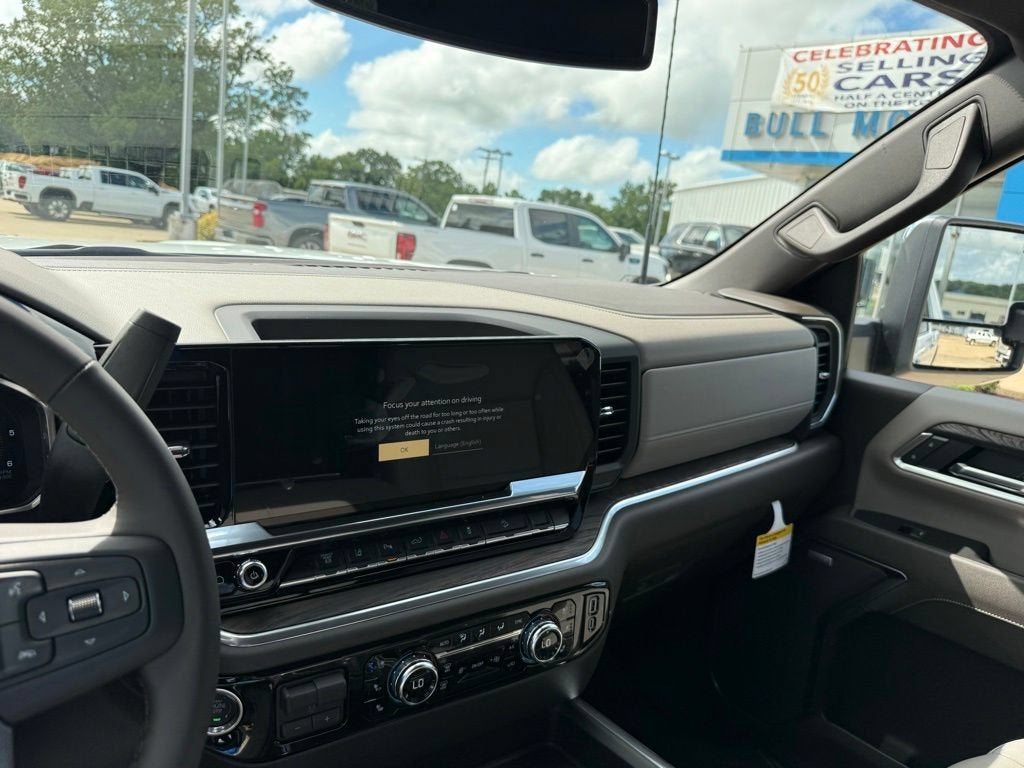2026 GMC Sierra 2500 HD SLT